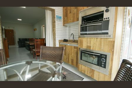 Apartamento para alugar com 88m², 2 quartos e 1 vaga Apartamento para alugar com 88m², 2 quartos e 1 vagaVaranda