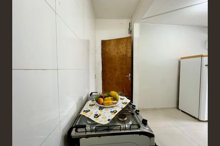 Cozinha de apartamento para alugar com 1 quarto, 50m² em Santa Teresa, Rio de Janeiro