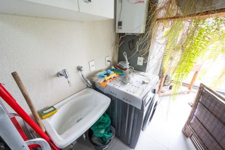 Apartamento à venda com 68m², 2 quartos e 2 vagas Apartamento à venda com 68m², 2 quartos e 2 vagasLavanderia