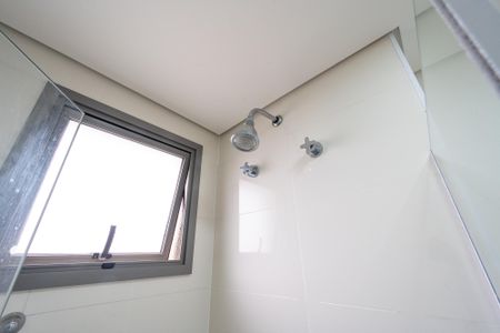 Apartamento à venda com 68m², 2 quartos e 2 vagas Apartamento à venda com 68m², 2 quartos e 2 vagasBanheiro da Suíte