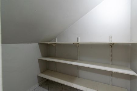 Casa à venda com 175m², 3 quartos e 2 vagasDeposito 