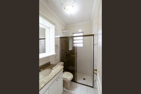 Casa à venda com 175m², 3 quartos e 2 vagasBanheiro Social