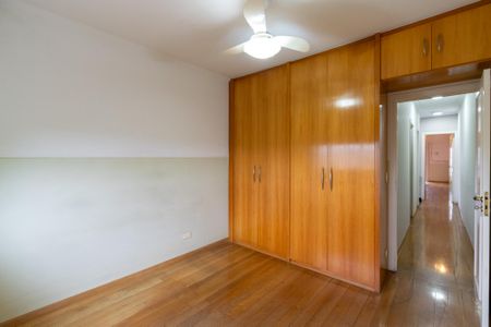 Casa à venda com 175m², 3 quartos e 2 vagasQuarto 2