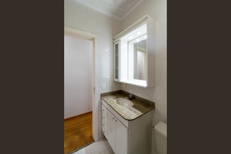 Casa à venda com 175m², 3 quartos e 2 vagasBanheiro Social