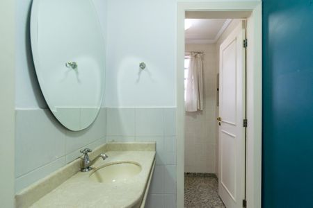 Casa à venda com 175m², 3 quartos e 2 vagasLavabo 