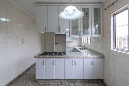 Casa à venda com 175m², 3 quartos e 2 vagasCopa