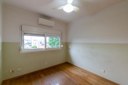 Casa à venda com 175m², 3 quartos e 2 vagasQuarto 2