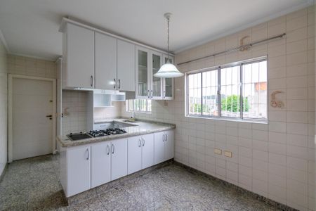 Casa à venda com 175m², 3 quartos e 2 vagasCopa