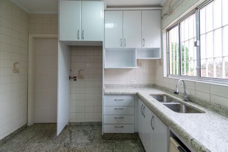 Casa à venda com 175m², 3 quartos e 2 vagasCozinha