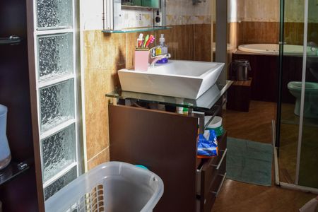 Casa para alugar com 342m², 4 quartos e 6 vagasBanheiro Suite