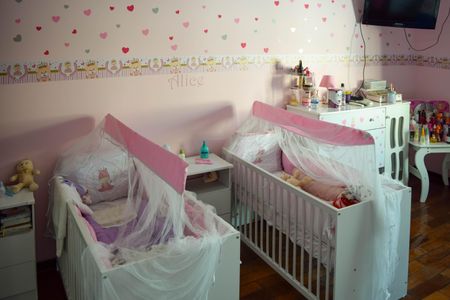 Casa para alugar com 342m², 4 quartos e 6 vagasQuarto 1