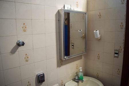 Casa para alugar com 342m², 4 quartos e 6 vagasBanheiro