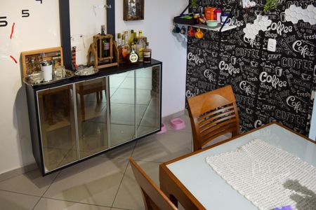 Casa para alugar com 342m², 4 quartos e 6 vagasCozinha