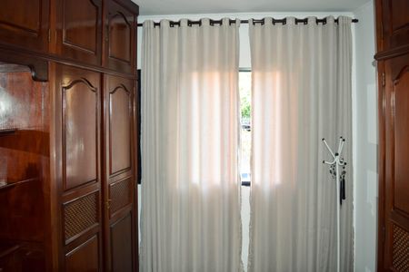 Casa para alugar com 342m², 4 quartos e 6 vagasQuarto 4