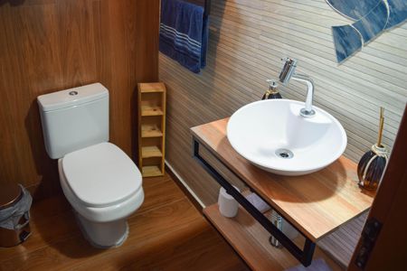 Casa para alugar com 342m², 4 quartos e 6 vagasLavabo