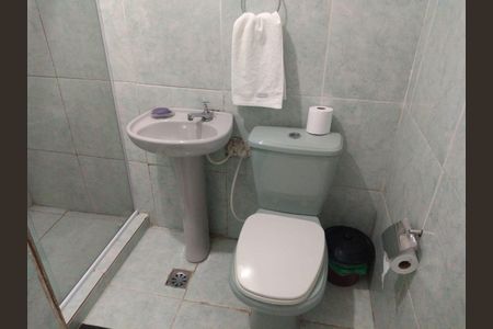 Casa para alugar com 40m², 2 quartos e sem vaga Casa para alugar com 40m², 2 quartos e sem vagaBanheiro