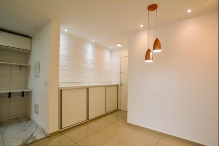 Sala de apartamento para alugar com 2 quartos, 73m² em Campestre, Santo André