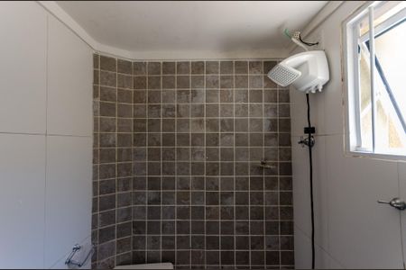 Casa para alugar com 140m², 3 quartos e 1 vaga Casa para alugar com 140m², 3 quartos e 1 vagaBanheiro 2