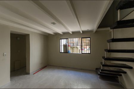 Casa para alugar com 140m², 3 quartos e 1 vaga Casa para alugar com 140m², 3 quartos e 1 vagaSala 2