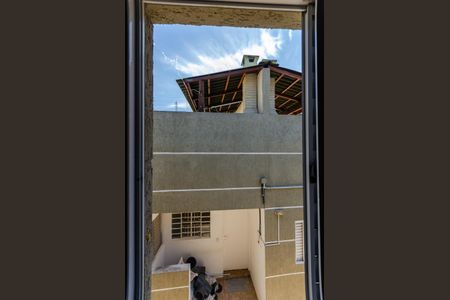 Casa para alugar com 140m², 3 quartos e 1 vaga Casa para alugar com 140m², 3 quartos e 1 vagaQuarto 1 - Janela