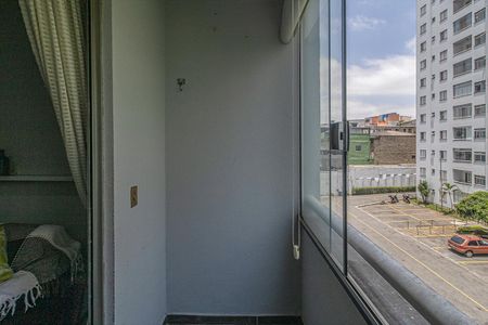 Apartamento para alugar com 64m², 3 quartos e 1 vaga Apartamento para alugar com 64m², 3 quartos e 1 vagasacada_3