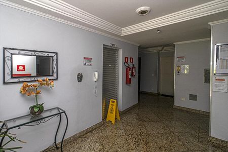 Apartamento para alugar com 64m², 3 quartos e 1 vaga Apartamento para alugar com 64m², 3 quartos e 1 vagahall de entrada_3