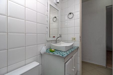 Apartamento para alugar com 64m², 3 quartos e 1 vaga Apartamento para alugar com 64m², 3 quartos e 1 vagabanheiro social_3