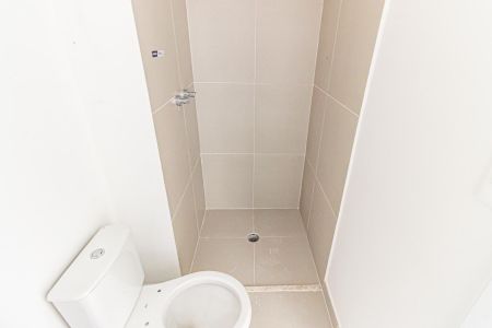 Apartamento à venda com 68m², 2 quartos e 1 vaga Apartamento à venda com 68m², 2 quartos e 1 vagaBanheiro Social