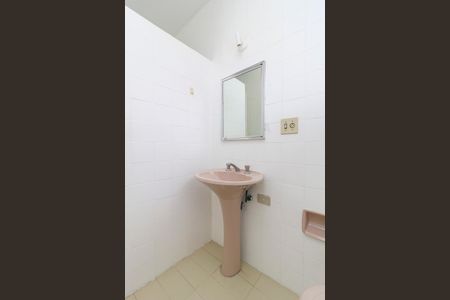 Casa à venda com 200m², 4 quartos e 3 vagasBanheiro 4