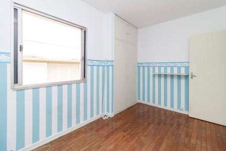 Casa à venda com 200m², 4 quartos e 3 vagasSuíte 2