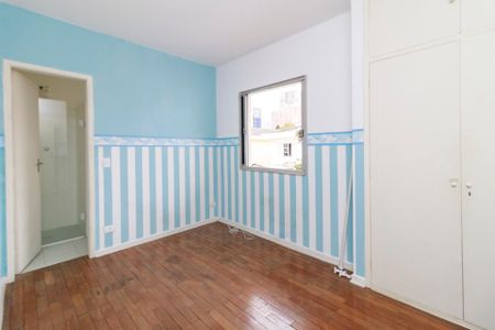 Casa à venda com 200m², 4 quartos e 3 vagasSuíte 2