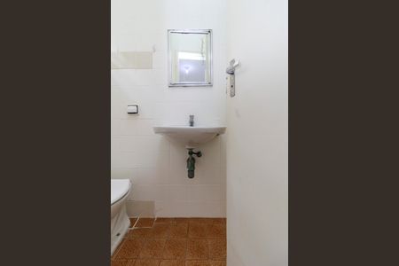 Casa à venda com 200m², 4 quartos e 3 vagasÁrea de Serviço - Banheiro