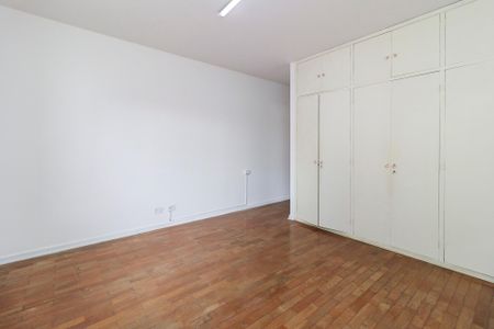 Casa à venda com 200m², 4 quartos e 3 vagasSuíte 1