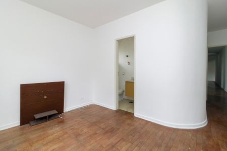 Casa à venda com 200m², 4 quartos e 3 vagasSuíte 3