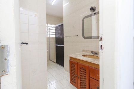 Casa à venda com 200m², 4 quartos e 3 vagasEdícula - Banheiro