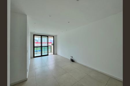 Apartamento para alugar com 75m², 2 quartos e 1 vaga Apartamento para alugar com 75m², 2 quartos e 1 vagaSala