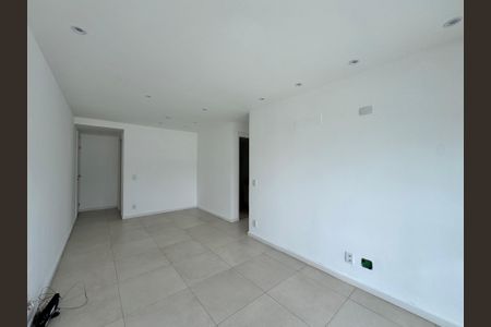 Sala de apartamento para alugar com 2 quartos, 75m² em Recreio dos Bandeirantes, Rio de Janeiro