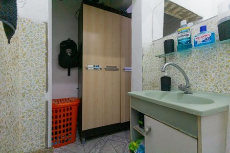 Casa à venda com 404m², 6 quartos e 2 vagas Casa à venda com 404m², 6 quartos e 2 vagasCasa 2: Banheiro