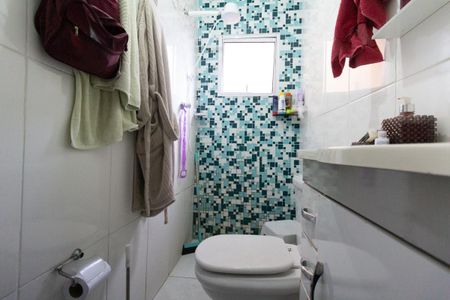 Casa à venda com 404m², 6 quartos e 2 vagas Casa à venda com 404m², 6 quartos e 2 vagasCasa 3: Banheiro