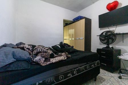 Casa à venda com 404m², 6 quartos e 2 vagas Casa à venda com 404m², 6 quartos e 2 vagasCasa 2: Quarto