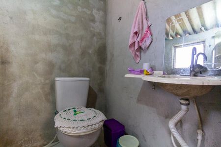 Casa à venda com 404m², 6 quartos e 2 vagas Casa à venda com 404m², 6 quartos e 2 vagasCasa 1: Banheiro
