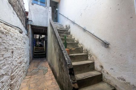 Casa à venda com 404m², 6 quartos e 2 vagas Casa à venda com 404m², 6 quartos e 2 vagasQuintal