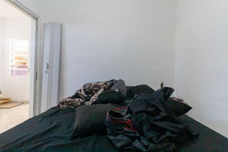 Casa à venda com 404m², 6 quartos e 2 vagas Casa à venda com 404m², 6 quartos e 2 vagasCasa 2: Quarto
