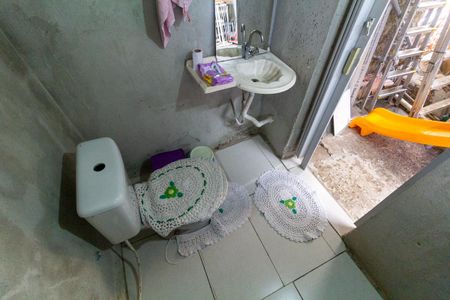 Casa à venda com 404m², 6 quartos e 2 vagas Casa à venda com 404m², 6 quartos e 2 vagasCasa 1: Banheiro
