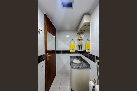 Apartamento à venda com 113m², 3 quartos e 2 vagas Apartamento à venda com 113m², 3 quartos e 2 vagasBanheiro