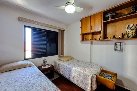 Apartamento à venda com 113m², 3 quartos e 2 vagas Apartamento à venda com 113m², 3 quartos e 2 vagasQuarto 2