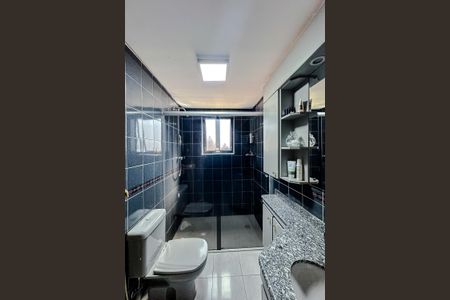 Apartamento à venda com 113m², 3 quartos e 2 vagas Apartamento à venda com 113m², 3 quartos e 2 vagasBanheiro da Suíte