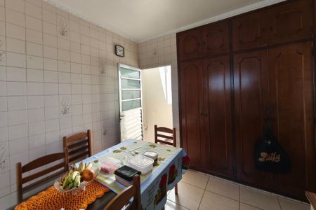 Casa à venda com 19m², 3 quartos e 3 vagasCozinha