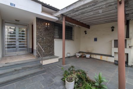 Casa à venda com 100m², 2 quartos e 1 vagaGaragem 