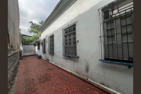 Casa à venda com 660m², 5 quartos e 6 vagas Casa à venda com 660m², 5 quartos e 6 vagasÁrea externa